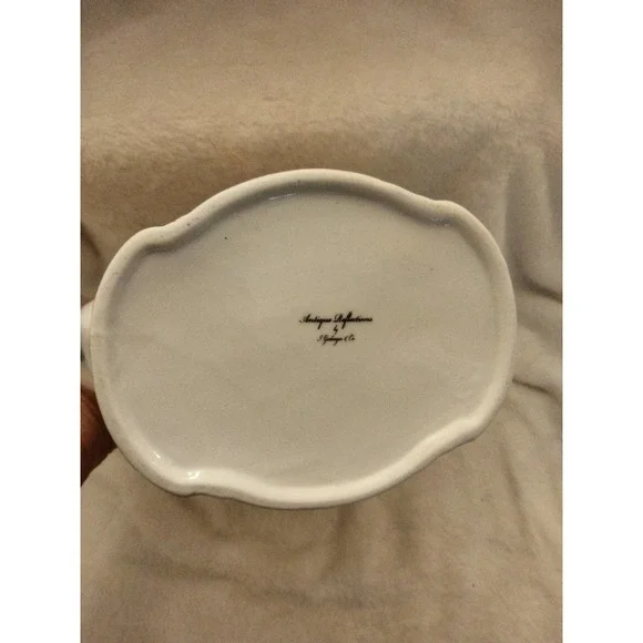 Godinger Porcelain Pear Pink White Teapot - Picture 6 of 7